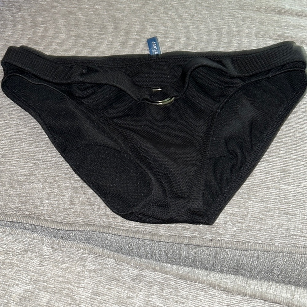 Used swimsuits bottom